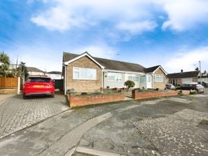 WINDSOR COURT- click for photo gallery